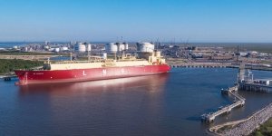 Cheniere suspends operations at Sabine Pass LNG due to Hurricane Laura