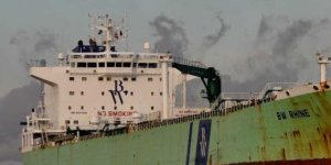 Hafnia tanker gets hit from an external source at Jeddah