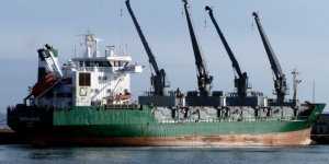 Reefer ship caught fire during repairment process in Varna