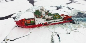 China's polar icebreaker arrives in Antarctica